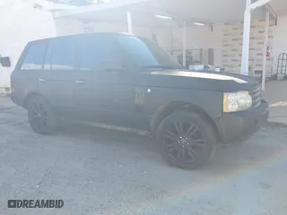 2007 Land Rover Range Rover HSE with VIN SALMF15447A255250, listed as a IAAI auction lot 42112214 with 126,189 mi miles. Bid and sale history available at carsss.com. Image 1.