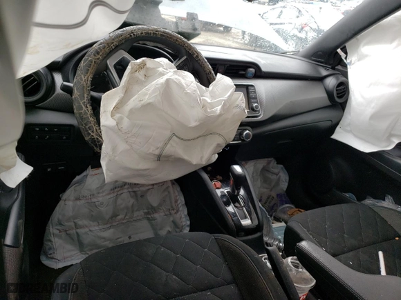 2020 Nissan Kicks S with VIN 3N1CP5BV5LL531087, listed as a Copart auction lot 46088505 with 0 mi miles and Salvage Title. Bid and sale history available at carsss.com. Image 8.