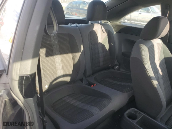 2012 Volkswagen Beetle 2.0T Turbo PZEV with VIN 3VWVA7AT1CM618883, listed as a Copart auction lot 85873174 with 100,482 mi miles and Salvage Title. Bid and sale history available at carsss.com. Image 11.