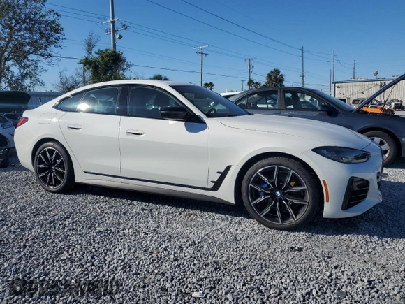 2024 BMW 4 Series 430i with VIN WBA63AV07RFR81032, listed as a Copart auction lot 87212534 with 13,463 mi miles and Salvage Title. Bid and sale history available at carsss.com. Image 4.