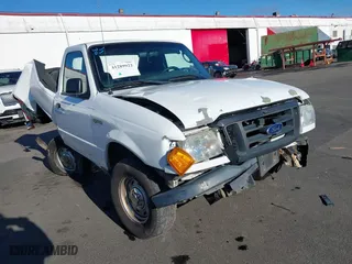 2004 Ford Ranger XL with VIN 1FTYR10D84PA32323, listed as a IAAI auction lot 41289922 with 1 mi miles. Bid and sale history available at carsss.com. Image 1.
