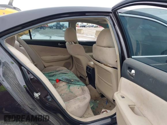 2013 Nissan Maxima SV with VIN 1N4AA5AP1DC843418, listed as a IAAI auction lot 41513744 with 105,881 mi miles and . Bid and sale history available at DreamBid. Image 8.