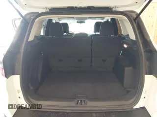 2017 Ford Escape SE z VIN 1FMCU0GD3HUC12658, wystawiony jako IAAI lot #41801033 z przebiegiem 107 662 mil mil oraz . Historia ofert i sprzedaży dostępna na DreamBid. Obrazek 17.