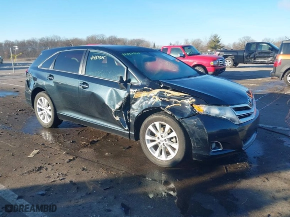 2015 Toyota Venza LE with VIN 4T3BA3BB7FU067947, listed as a IAAI auction lot 41487305 with NaN miles. Bid and sale history available at carsss.com. Image 1.