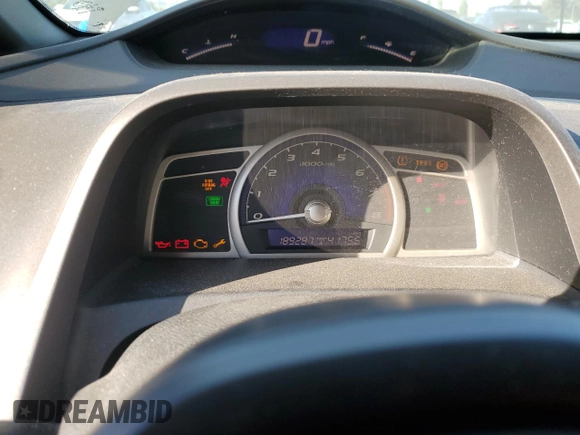 2008 Honda Civic LX z VIN 2HGFA16528H321661, wystawiony jako Copart lot #60185335 z przebiegiem 189 287 mil mil oraz Czysty tytuł • Clean title. Historia ofert i sprzedaży dostępna na DreamBid. Obrazek 10.
