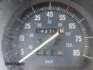 1989 Jeep Cherokee with VIN 1J4FT38L3KL577747, listed as a IAAI auction lot 42577047 with 144,312 mi miles and . Bid and sale history available at DreamBid. Image 15.