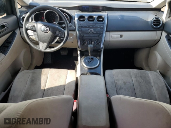 2011 Mazda CX-7 i SV z VIN JM3ER2A57B0382295, wystawiony jako Copart lot #51141015 z przebiegiem 166 680 mil mil oraz Szkoda całkowita • Salvage title. Historia ofert i sprzedaży dostępna na DreamBid. Obrazek 8.