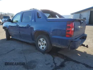 2013 Chevrolet Avalanche LS with VIN 3GNTKEE72DG221442, listed as a Copart auction lot 42138005 with 242,221 mi miles and Salvage Title. Bid and sale history available at carsss.com. Image 2.