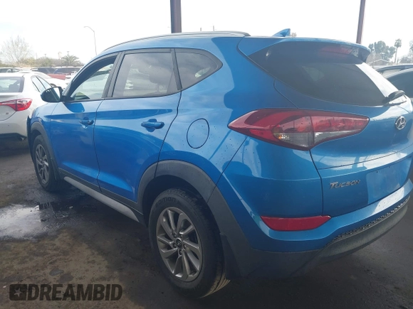 2018 Hyundai Tucson SEL with VIN KM8J33A49JU695678, listed as a IAAI auction lot 41680906 with 102,965 mi miles. Bid and sale history available at carsss.com. Image 3.