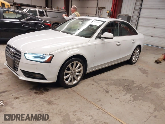 2013 Audi A4 Premium Plus z VIN WAUFFAFL2DA173435, wystawiony jako IAAI lot #41941457 z przebiegiem 111 174 mil mil oraz . Historia ofert i sprzedaży dostępna na DreamBid. Obrazek 2.