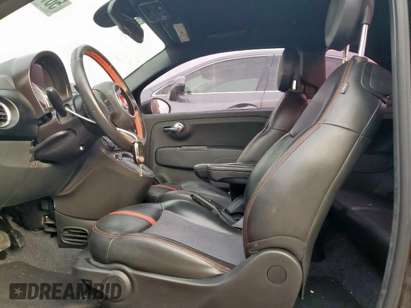 2014 FIAT 500e z VIN 3C3CFFGE7ET266999, wystawiony jako Copart lot #50703015 z przebiegiem 74 375 mil mil oraz Szkoda całkowita • Salvage title. Historia ofert i sprzedaży dostępna na DreamBid. Obrazek 7.