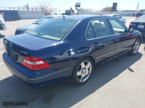 2006 Lexus LS 430 with VIN JTHBN36F365047847, listed as a IAAI auction lot 42095250 with 177,101 mi miles. Bid and sale history available at carsss.com. Image 4.