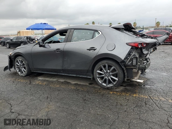 2021 Mazda 3 Select z VIN JM1BPAKL7M1319641, wystawiony jako Copart lot #53865195 z przebiegiem 37 891 mil mil oraz Szkoda całkowita • Salvage title. Historia ofert i sprzedaży dostępna na DreamBid. Obrazek 2.
