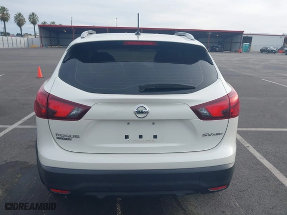 2018 Nissan Rogue Sport S with VIN JN1BJ1CR0JW284124, listed as a IAAI auction lot 41505481 with 61,120 mi miles. Bid and sale history available at carsss.com. Image 16.