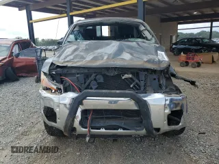 2012 Nissan Titan S z VIN 1N6AA0CJ9CN325160, wystawiony jako Copart lot #70004034 z przebiegiem 167 159 mil mil oraz Szkoda całkowita • Salvage title. Historia ofert i sprzedaży dostępna na DreamBid. Obrazek 5.