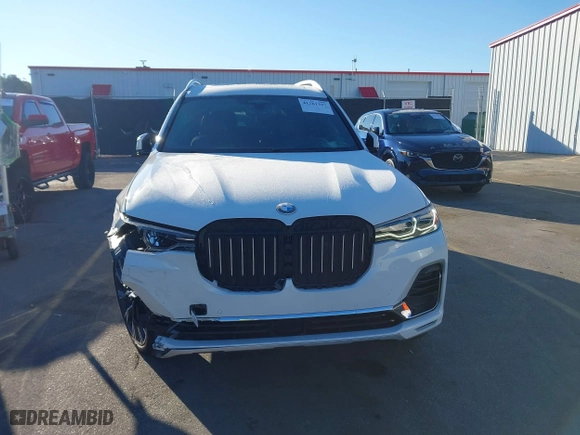 2020 BMW X7 xDrive40i with VIN 5UXCW2C03L9C67539, listed as a IAAI auction lot 41261357 with 46,654 mi miles. Bid and sale history available at carsss.com. Image 12.