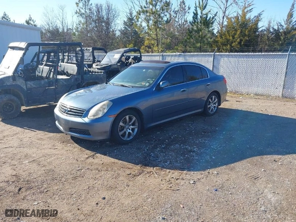 2005 Infiniti G35 Sedan with VIN JNKCV51E45M225784, listed as a IAAI auction lot 41417404 with 122887 miles. Bid and sale history available at carsss.com. Image 2.