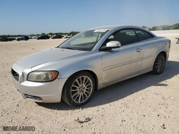 2009 Volvo C70 with VIN YV1MC67239J075229, listed as a Copart auction lot 52567435 with 146,969 mi miles and Salvage Title. Bid and sale history available at carsss.com. Image 1.