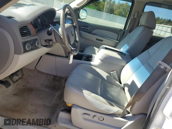 2007 Chevrolet Avalanche 3LT with VIN 3GNFK12357G269979, listed as a Copart auction lot 76563914 with 170,333 mi miles and Clean Title. Bid and sale history available at DreamBid. Image 7.