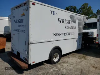 1988 Chevrolet P Series Cargo with VIN 1GBHP32K8J3310626, listed as a Copart auction lot 66561604 with Not Provided miles and Salvage Title. Bid and sale history available at carsss.com. Image 3.