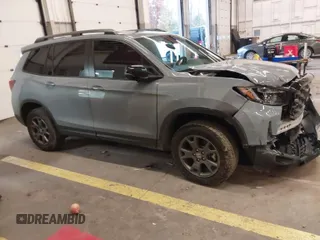 2024 Honda Passport TrailSport with VIN 5FNYF8H67RB005283, listed as a IAAI auction lot 41123183 with Not Provided miles and . Bid and sale history available at DreamBid. Image 1.