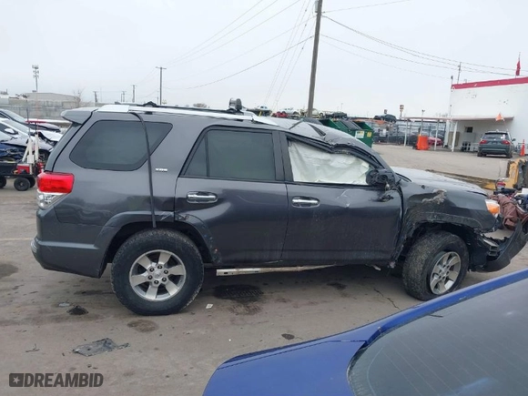 2011 Toyota 4Runner Trail with VIN JTEBU5JR5B5056492, listed as a IAAI auction lot 41623637 with 257,461 mi miles. Bid and sale history available at carsss.com. Image 12.