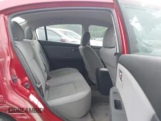 2010 Nissan Sentra S z VIN 3N1AB6AP9AL642303, wystawiony jako IAAI lot #42452652 z przebiegiem 130 486 mil mil oraz . Historia ofert i sprzedaży dostępna na DreamBid. Obrazek 8.