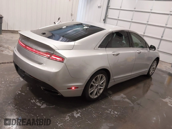 2016 Lincoln MKZ with VIN 3LN6L2G91GR606897, listed as a IAAI auction lot 41946522 with 143,347 mi miles and . Bid and sale history available at DreamBid. Image 4.