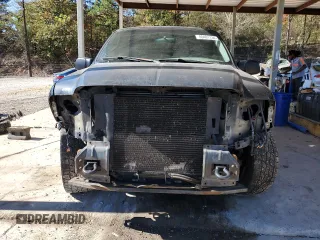 2001 Ford Excursion XLT z VIN 1FMNU40F41EC98171, wystawiony jako Copart lot #80481134 z przebiegiem 284 512 mil mil oraz Czysty tytuł • Clean title. Historia ofert i sprzedaży dostępna na DreamBid. Obrazek 5.
