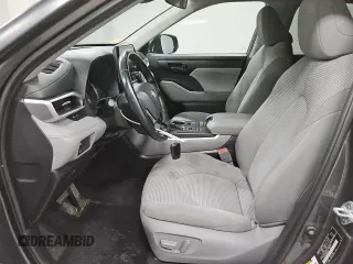 2021 Toyota Highlander L with VIN 5TDBZRBH3MS078040, listed as a Copart auction lot 53800765 with 39,141 mi miles and Clean title. Bid and sale history available at DreamBid. Image 7.