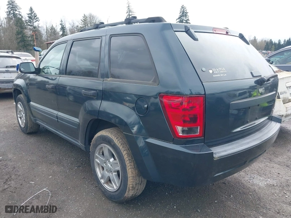 2005 Jeep Grand Cherokee Laredo with VIN 1J4HS48N45C524871, listed as a IAAI auction lot 41920807 with 169,633 mi miles. Bid and sale history available at carsss.com. Image 3.
