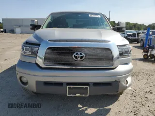 2007 Toyota Tundra Limited z VIN 5TBEV58127S455837, wystawiony jako Copart lot #59780055 z przebiegiem 306 409 mil mil oraz Czysty tytuł • Clean title. Historia ofert i sprzedaży dostępna na DreamBid. Obrazek 5.