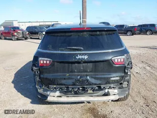 2018 Jeep Compass Latitude with VIN 3C4NJCBB2JT494725, listed as a IAAI auction lot 41479917 with 113,175 mi miles. Bid and sale history available at carsss.com. Image 17.