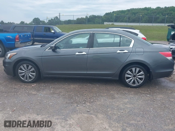 2011 Honda Accord EX-L z VIN 1HGCP3F8XBA012081, wystawiony jako IAAI lot #42467202 z przebiegiem 145 185 mil mil oraz . Historia ofert i sprzedaży dostępna na DreamBid. Obrazek 14.