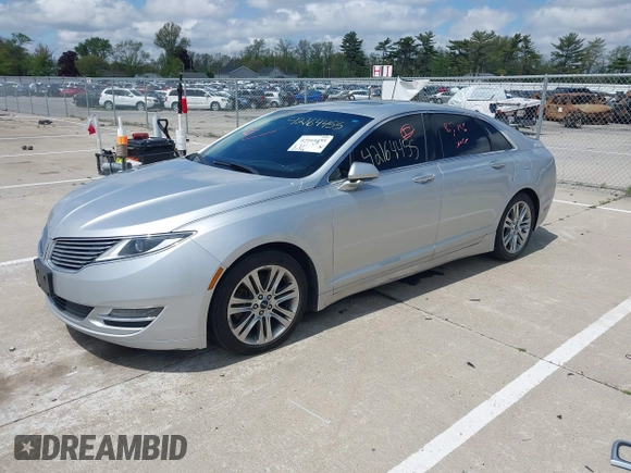 2015 Lincoln MKZ z VIN 3LN6L2GK5FR622117, wystawiony jako IAAI lot #42164455 z przebiegiem 167 156 mil mil oraz . Historia ofert i sprzedaży dostępna na DreamBid. Obrazek 19.