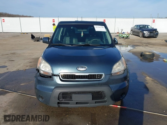 2011 Kia Soul + with VIN KNDJT2A2XB7248743, listed as a IAAI auction lot 41791749 with 242,408 mi miles. Bid and sale history available at carsss.com. Image 13.