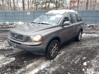 2009 Volvo XC90 I6 with VIN YV4CZ982391498101, listed as a IAAI auction lot 41548507 with 185,026 mi miles. Bid and sale history available at carsss.com. Image 2.
