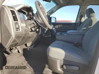 2019 Ram 1500 Classic Tradesman with VIN 1C6RR6FT4KS594611, listed as a Copart auction lot 83687574 with 43,550 mi miles and Salvage Title. Bid and sale history available at carsss.com. Image 7.