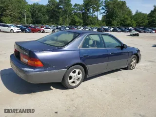 1998 Lexus ES 300 Luxury Sport Sdn with VIN JT8BF28G9W5041547, listed as a Copart auction lot 62055934 with 0 mi miles and Salvage Title. Bid and sale history available at carsss.com. Image 3.