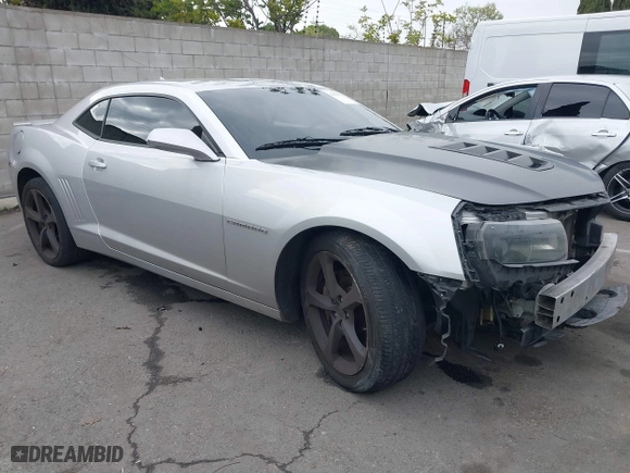 2014 Chevrolet Camaro SS with VIN 2G1FK1EJXE9305927, listed as a IAAI auction lot 41896501 with 108,610 mi miles. Bid and sale history available at carsss.com. Image 1.
