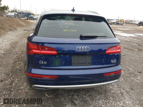2018 Audi Q5 Premium Plus with VIN WA1BNAFY6J2002090, listed as a IAAI auction lot 41653345 with 127,292 mi miles. Bid and sale history available at carsss.com. Image 17.
