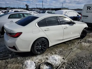 2022 BMW 3 Series 330i xDrive with VIN 3MW5R7J02N8C63913, listed as a Copart auction lot 85760924 with 0 mi miles and Salvage Title. Bid and sale history available at carsss.com. Image 3.