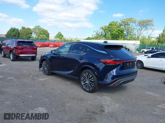 2023 Lexus RX 350 с VIN 2T2BAMCA1PC029827, выставлен на аукционе IAAI как лот 42302014 с пробегом 13 766 миль миль и . История ставок и продаж доступна на DreamBid. Изображение 3.
