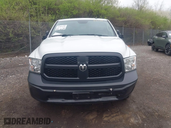2022 Ram 1500 Tradesman z VIN 3C6JR6DG4NG330058, wystawiony jako IAAI lot #41903518 z przebiegiem 41 210 mil mil oraz . Historia ofert i sprzedaży dostępna na DreamBid. Obrazek 19.