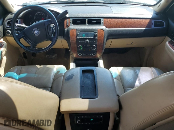 2007 Chevrolet Tahoe LT with VIN 1GNFK13007J258570, listed as a Copart auction lot 53316415 with 222,114 mi miles and Salvage title. Bid and sale history available at DreamBid. Image 8.