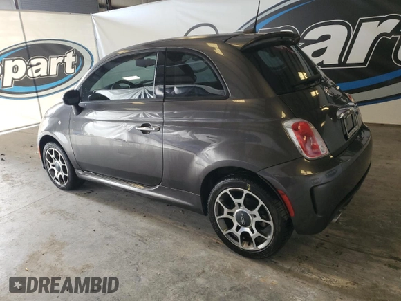 2018 FIAT 500 Pop with VIN 3C3CFFKH4JT352136, listed as a Copart auction lot 80069924 with 92,934 mi miles and Clean Title. Bid and sale history available at carsss.com. Image 2.