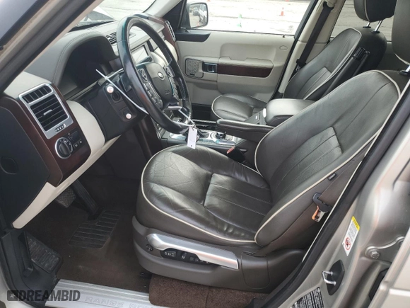 2011 Land Rover Range Rover HSE with VIN SALME1D49BA357169, listed as a Copart auction lot 44018525 with 134,269 mi miles and Clean Title. Bid and sale history available at carsss.com. Image 7.