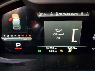 2022 Audi SQ7 Premium Plus z VIN WA1AWBF77ND000641, wystawiony jako Copart lot #78383883 z przebiegiem 54 759 mil mil oraz . Historia ofert i sprzedaży dostępna na DreamBid. Obrazek 9.