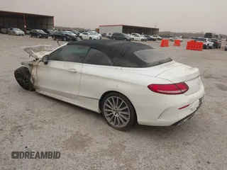 2019 Mercedes-Benz C 300 with VIN WDDWK8DBXKF871024, listed as a IAAI auction lot 33052122 with Not Provided miles and . Bid and sale history available at carsss.com. Image 3.