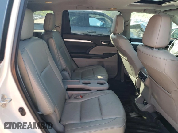 2018 Toyota Highlander SE with VIN 5TDJZRFH5JS536369, listed as a Copart auction lot 61564955 with 130,185 mi miles and Salvage title. Bid and sale history available at DreamBid. Image 11.